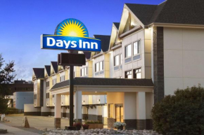 Days Inn by Wyndham Calgary Northwest